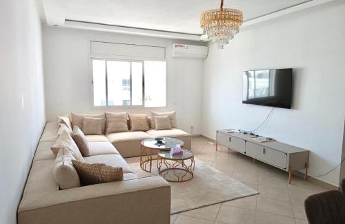 Luxus Apartment | Tanger Lotinord, Modern 3BR, WiFi