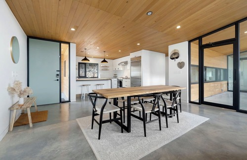 Rogers House | Tanglewood Cabin - Lake Access - Private - Modern