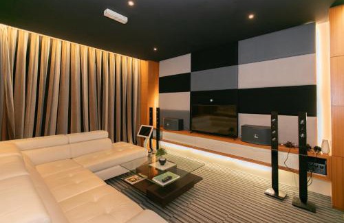 Tanjung Bungah Villa | Tanjung Bungah 5BR 18 Bungalow KTV