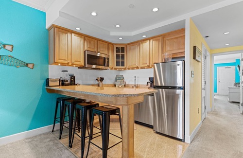 Hatteras Island Apartment | Tank Tops & Flip Flops 112 at the Villas of Hatteras Landing 1 Bedroom Near-Beach Condos with Pool Access!