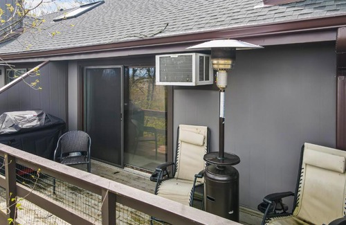 Village at Camelback House | Tannersville Tranquility