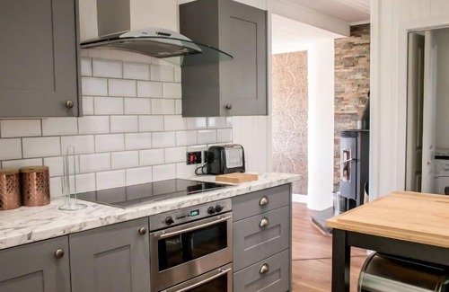 Eyre House | Taobh na Mara by Interhome