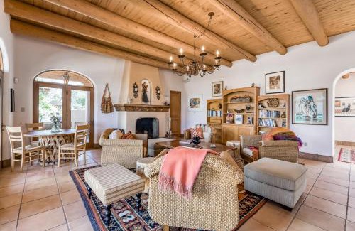 El Prado House | Taos Mountain House