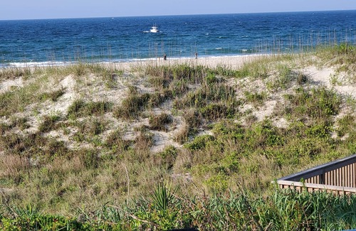 Morehead City House | Tar Landing OCEANFRONT Villa - Great Location and Views