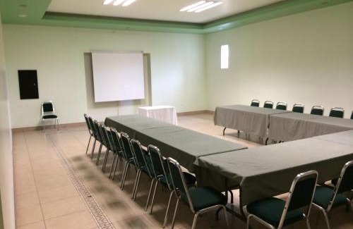 Cuauhtemoc Hotel | Tarahumara Inn