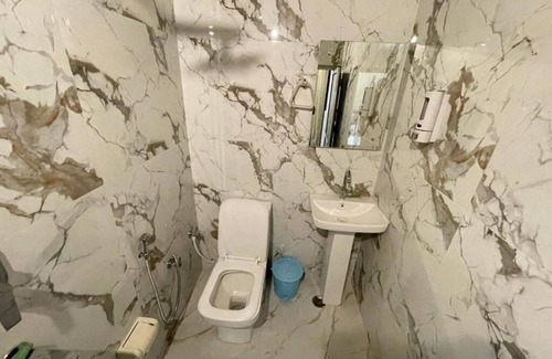 Agra House | Taran Bliss Home stay : Standard Double Room