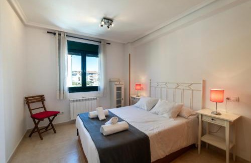 Posada de Llanes Apartment | Tarantino, Apartamento con piscina, playa a 3 km VUT-2505-AS