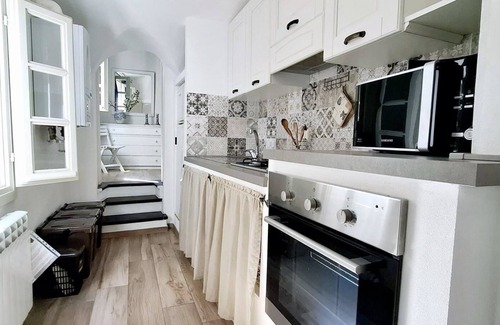 Terzorio Apartment | "TASTE OF PROVENCE" among Olive Trees and the Sea.