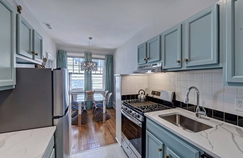 Charlotte Condo | Tasteful 2BR King Condo | Elizabeth -Plaza Midwood