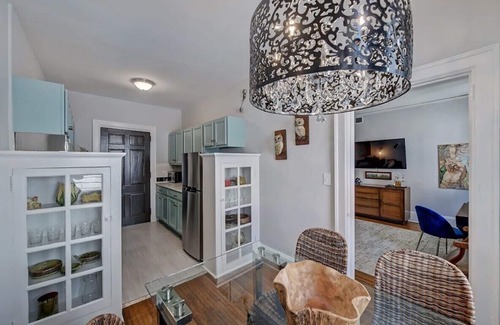 Charlotte Condo | Tasteful 2BR King Condo | Elizabeth -Plaza Midwood