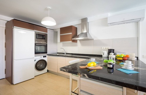 Patalavaca Apartment | Tasteful apartment in Mogán by the beach