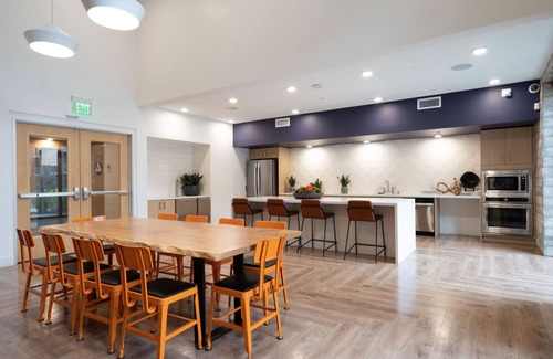 Fremont Apartment | Tasteful Fremont Studio w/ W/D & Gym, 5 mins to Tesla, by Blueground