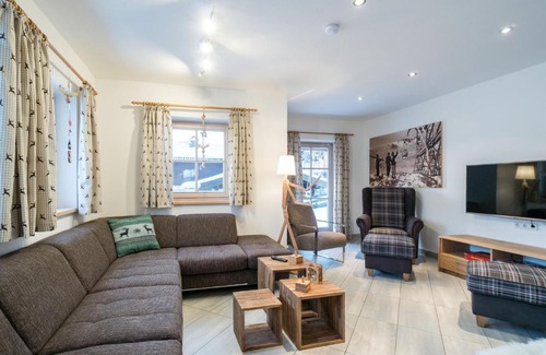 Hollersbach im Pinzgau House | Tasteful Holiday Home in Hollersbach im Pinzgau with Garden