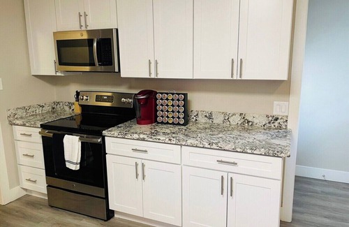 Reno House | Tasteful Midtown😋3 min to Renown hospital🏥👨‍⚕️