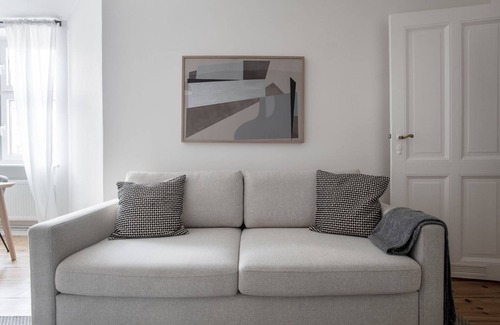 Moabit Apartment | Tasteful Mitte 1BR nr Spree, by Blueground