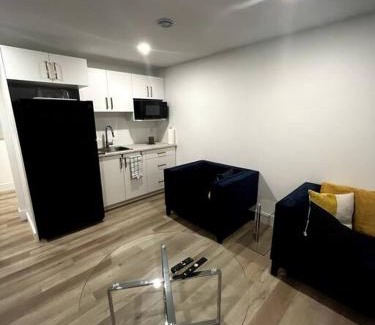 Dieppe Apartment | Tastefully furnished Apartment 5 Mins from Airport