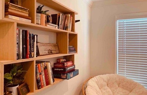 Cutchogue House | Tastefully updated home closet vineyards and beaches