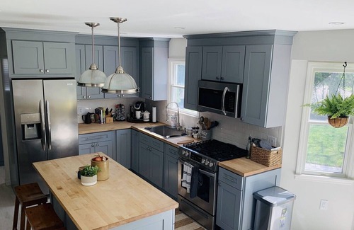 Cutchogue House | Tastefully updated home closet vineyards and beaches