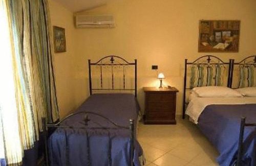 Battipaglia Hotel | Tavernola - Locanda Di Campagna