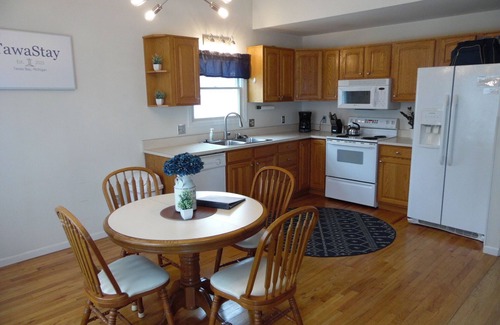 Tawas City House | TawaStay, Located Near Lake Huron and pet friendly!