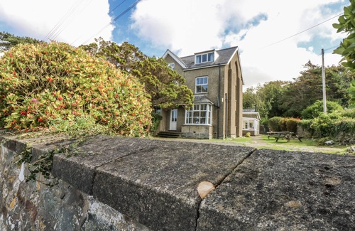 Llwyngwril Cottage | TAWELFAN, pet friendly, country holiday cottage in Llwyngwril