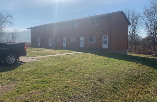 Moundsville Apartment | Taylors