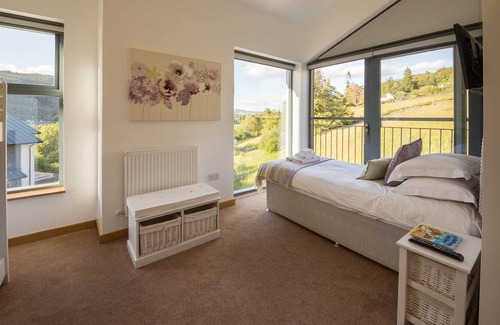 Kenmore House | Taymouth Marina-5 Lawers View