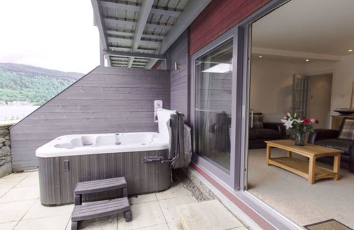 Kenmore Apartment | Taymouth Marina - Ben Hope