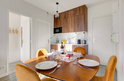 Montreuil Apartment | TBS 139 - Elegant and refined apartment