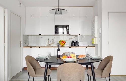 Montreuil Apartment | TBS 140 - Elegantly decorated apartment