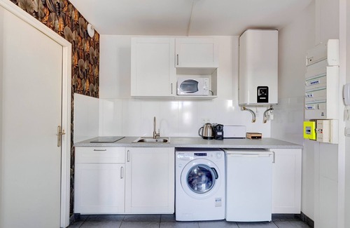 Montreuil Apartment | TBS 140 - Elegantly decorated apartment