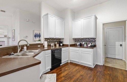 Little Elm House | TCH - 3 Bedroom 2 Bathroom Fully Furnished home in Little Elm - Q