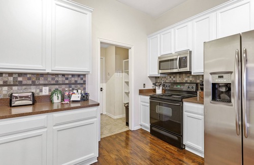 Little Elm House | TCH - 3 Bedroom 2 Bathroom Fully Furnished home in Little Elm - Q