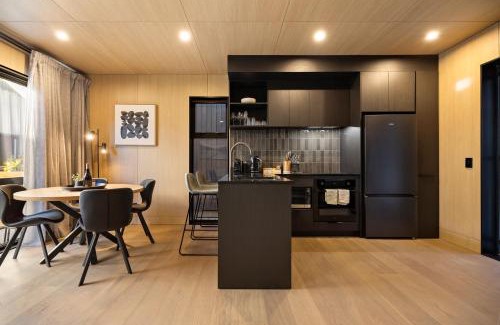 Frankton House | Te Awa Villa Queenstown