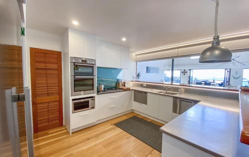 Te Ngaire House | Te Koha Estate - Main Residence
