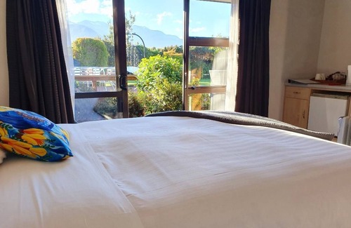 Kaikoura Bed & Breakfast | Te Mahuru Retreat