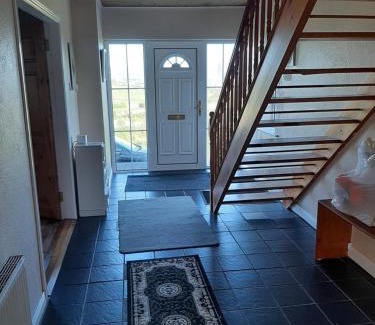 Goleen House | Teach Chnoc na hEorna