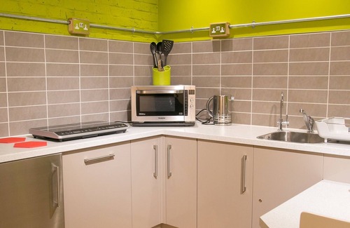 West Wittering Apartment | Teasel at Claron Lodge - Beautiful En Suite Studio Apartment