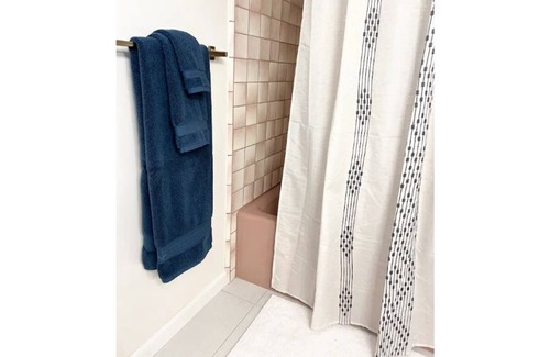 Tehachapi House | Tehachapi Home Away From Home plus Hot Tub