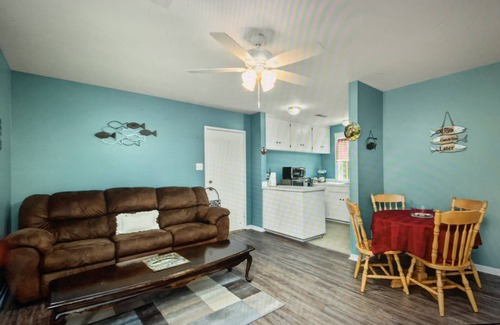 Brookeland Apartment | Tejas Waterfront Apartment on Lake Sam Rayburn