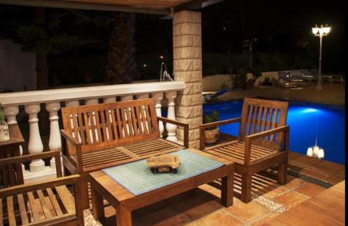 El Vendrell House | Telemann - Xeckin Holidays