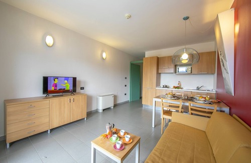 Sestriere Apartment | Teleo 85 Ski In - Ski Out 50m, Sestriere, Italy