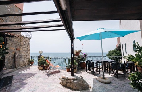 Tellaro House | Tellaro, Casa "La Terra" - accesso privato al mare