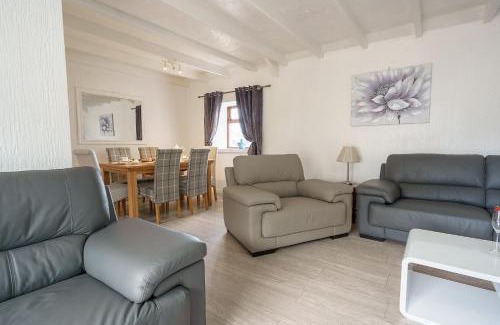 Thornhill House | Templand Cottage