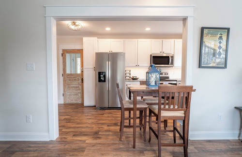 Morehead City House | Temple Cottage - Dog Friendly - Walk to downtown