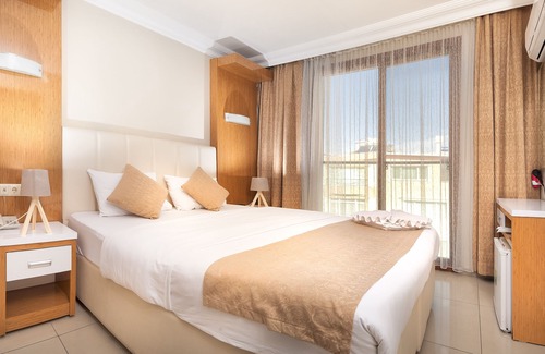 Camlık Mahallesi Hotel | Temple Miletos Spa Hotel