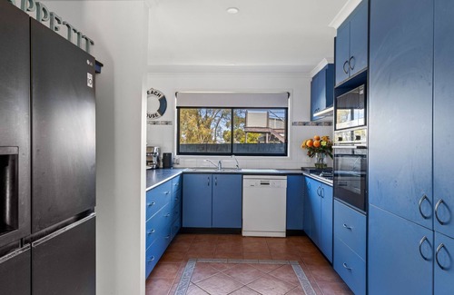 Inverloch House | Tempting Tamara Inverloch