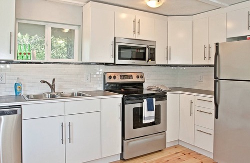Oyehut-Hogans Corner Cottage | Ten Pines Cottage, Ocean Shores, WA