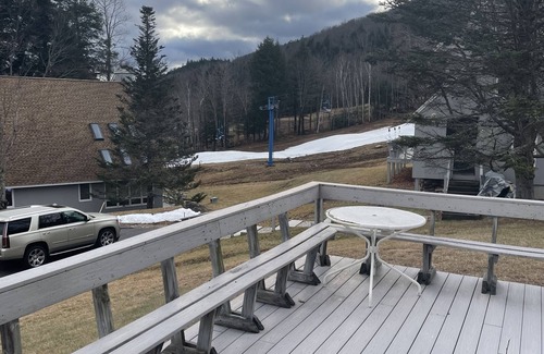 Plymouth House | Tenney Mountain Ski-in/ski-out House
