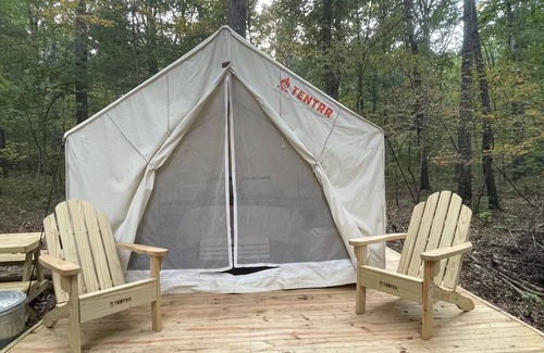 Elkton RV Rental | Tentrr Signature Site - The Miles Retreat
